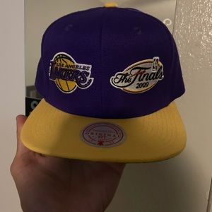 Lakers Hat 2009 finals Mitchell & ness